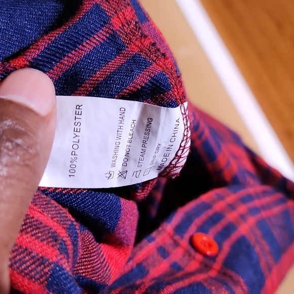 Off the Shoulder Plaid Blouse - Picture 6 of 7